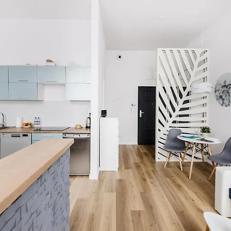 Lägenhet Apartments- Self Check-in 24h, Wifi