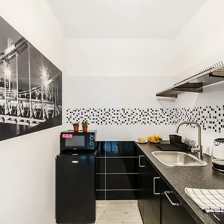 Apartments- Self Check-in 24h, Wifi * ヴロツワフ